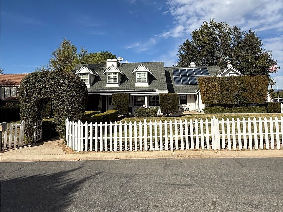 1st image of 17438 Sunset View Dr