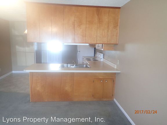 5th image of 1748 Poplar St APT A