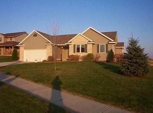 1000 Crysta Trl, Cottage Grove, WI 53527