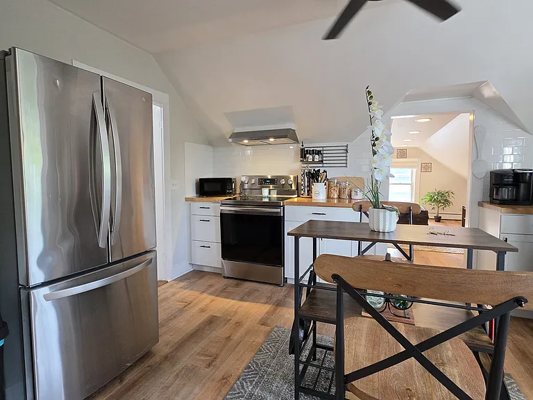 45 Cottage St #2 — Photo 5