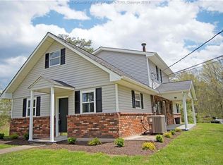 5017 Memory Hill Dr, Cross Lanes, WV 25313