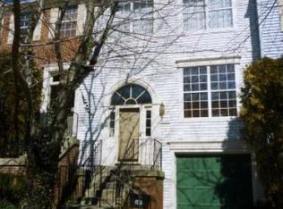 12209 Wye Oak Commons Cir, Burke, VA 22015