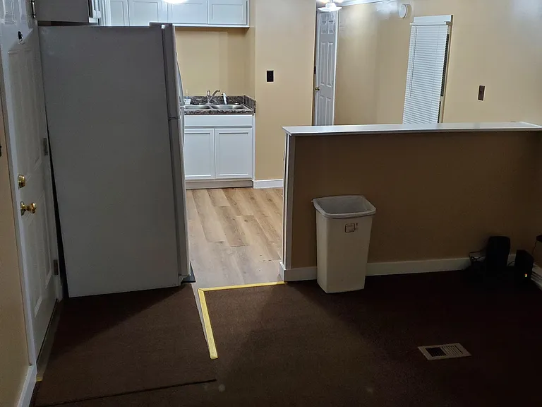 107 Chandler Ave #MANUFACTUR — Photo 9