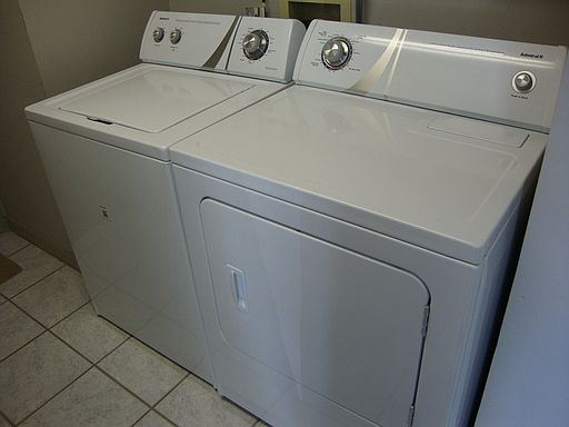4th image of 445 SW Jefferson Cir