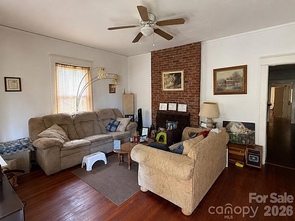 4th image of 611 W Monroe St