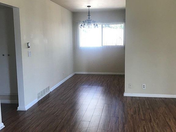 2nd image of 725 N Kenwood St #8