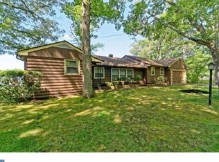 3791 N Shore Dr, Williamstown, NJ 08094