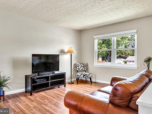 5th image of 5607 Lee Way Dr