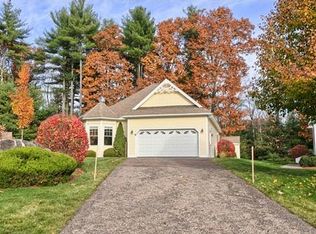 9 Houston Dr, Nashua, NH 03062
