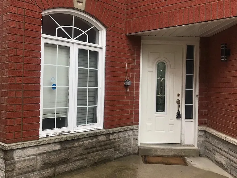 7166 Black Walnut Trl — Photo 5