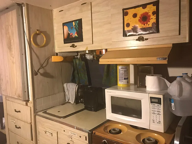 9B Trailer W — Photo 7