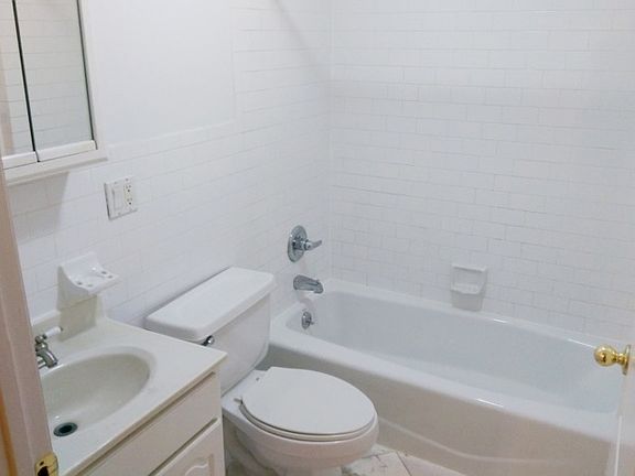 2nd image of 565 Warren St #102F