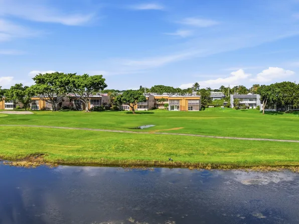 3 Flanders Trl #A, Delray Beach, FL 33484