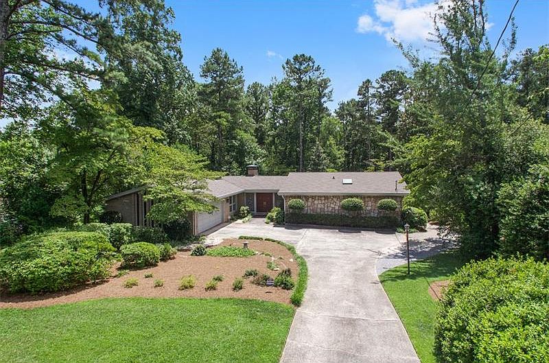 1st image of 3210 Beechwood Dr SE