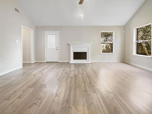 5th image of 2905 Sinton Ct