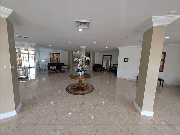 5th image of 100 Golden Isles Dr #Penthouse 9