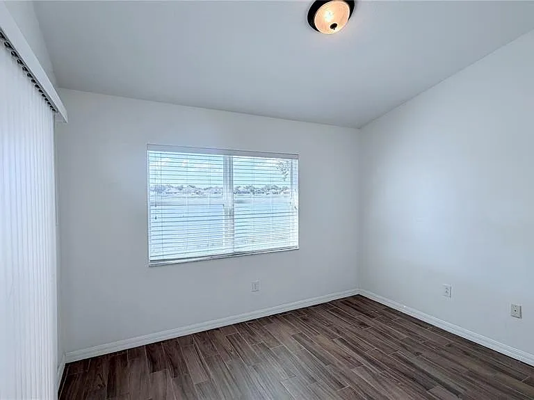 31205 Bridgegate Dr — Photo 9