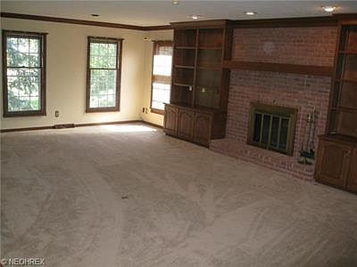 5th image of 6909 Flagstone Cir NW