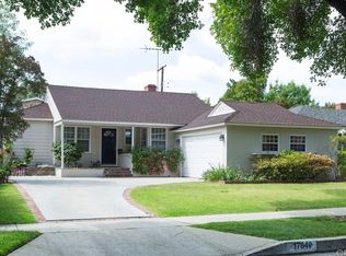 17840 Tarzana St, Encino, CA 91316