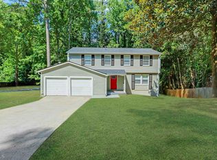 728 Stoneside Ct, Stone Mountain, GA 30083