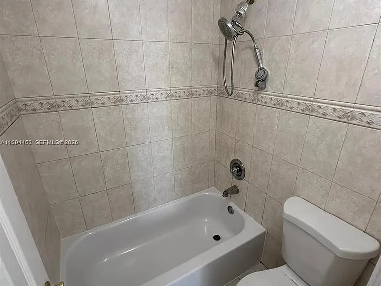 10000 NW 80th Ct #2521 — Photo 10