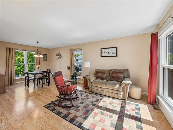 2nd image of 317 W Harvard Cir