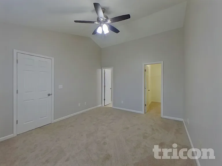 2423 Shad Ct — Photo 10