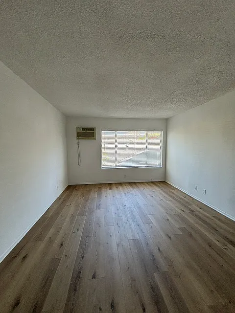 1 bed, 600 sqft, $1,995 — Photo 4
