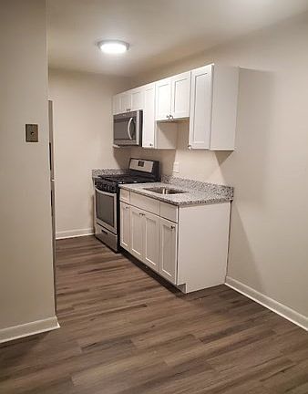2nd image of 50 Francis St APT 13