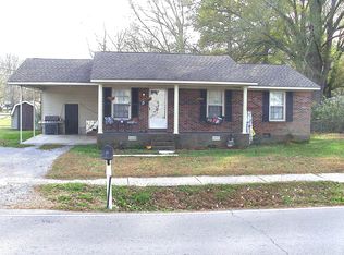 1001 Bel Aire Dr, Tullahoma, TN 37388