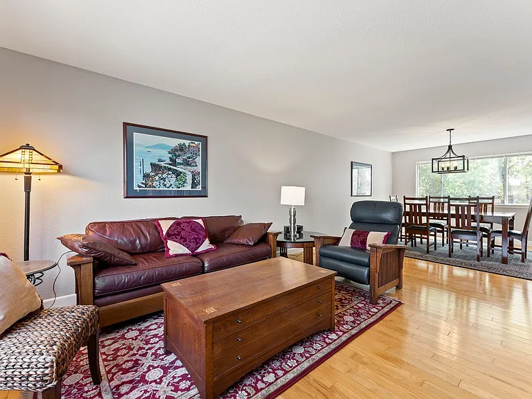 6168 Greenbrook Dr — Photo 11
