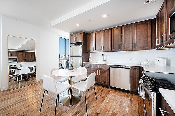 1st image of 14736 94th Ave APT 20I