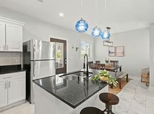 317 Johnson St, Columbus, OH 43203