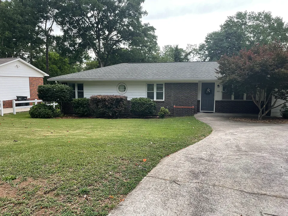 2421 Persimmon Rd