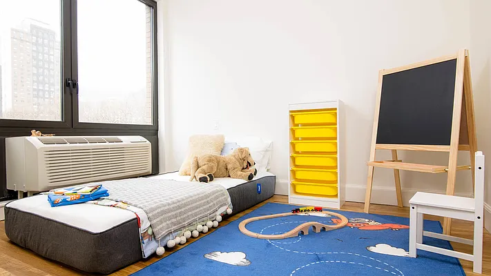 Rented by Nooklyn NYC LLC | media 21