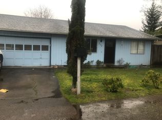 212 Crocker Ln, Eugene, OR 97404