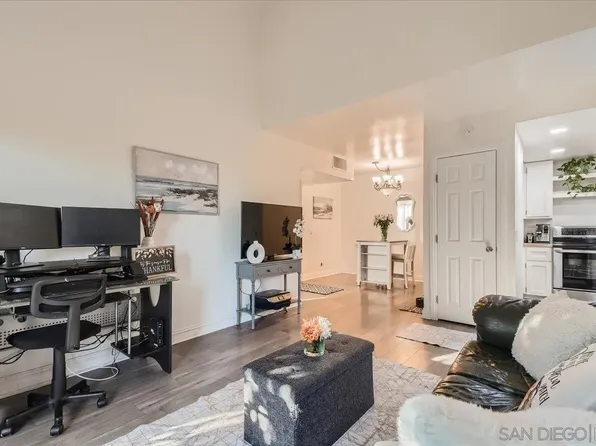 475 N Midway Dr Unit 227, Escondido, CA 92027