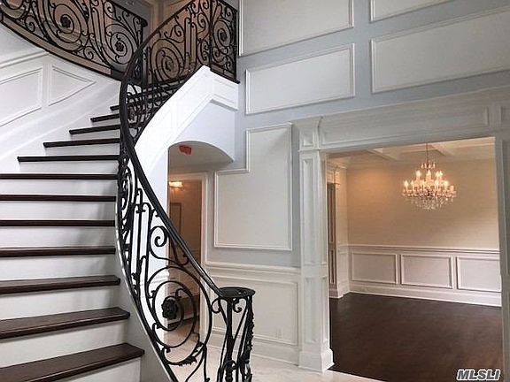 4th image of 607 Park Ave