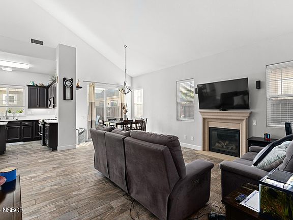 5th image of 1632 Chianti Ln