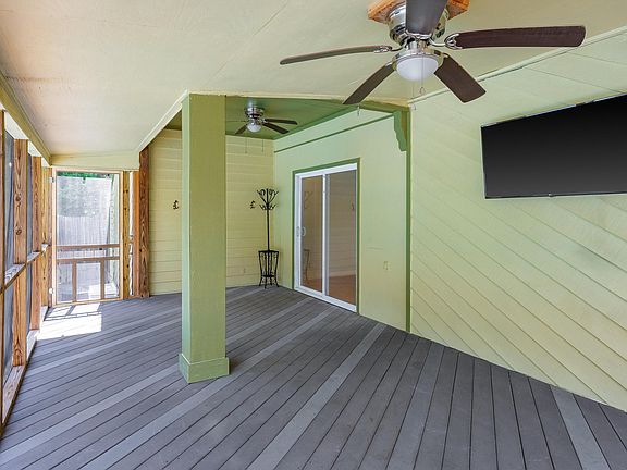 5th image of 8026 Savannah Ln