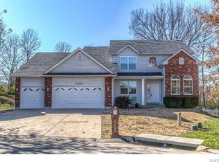 2520 Cardinal Creek Ct, Saint Louis, MO 63129