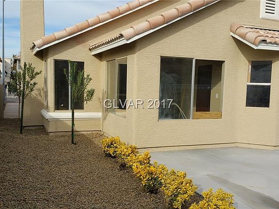 3rd image of 5647 Fairlight Dr