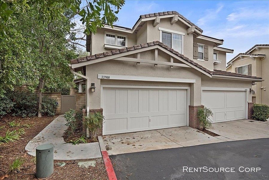 1st image of 22900 Cheyenne Dr
