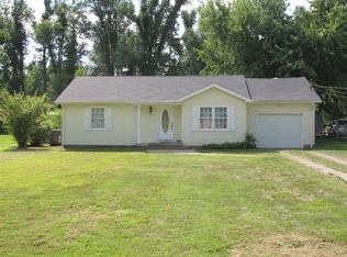 1641 Yarbro Ln, Paducah, KY 42003