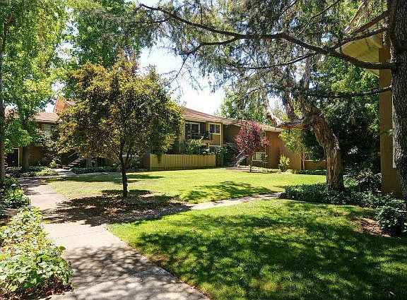 2nd image of 420 Alberto Way Unit 38