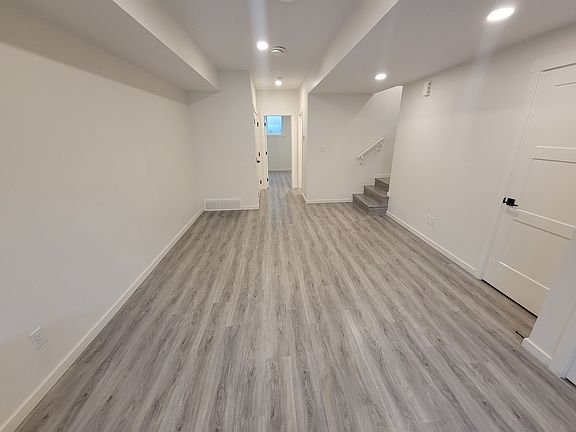 4th image of 1227 Podersky Wynd SW