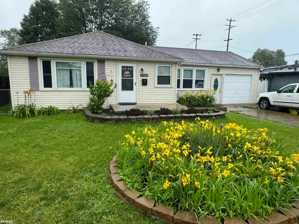 51224 Taylor St, New Baltimore, MI 48047