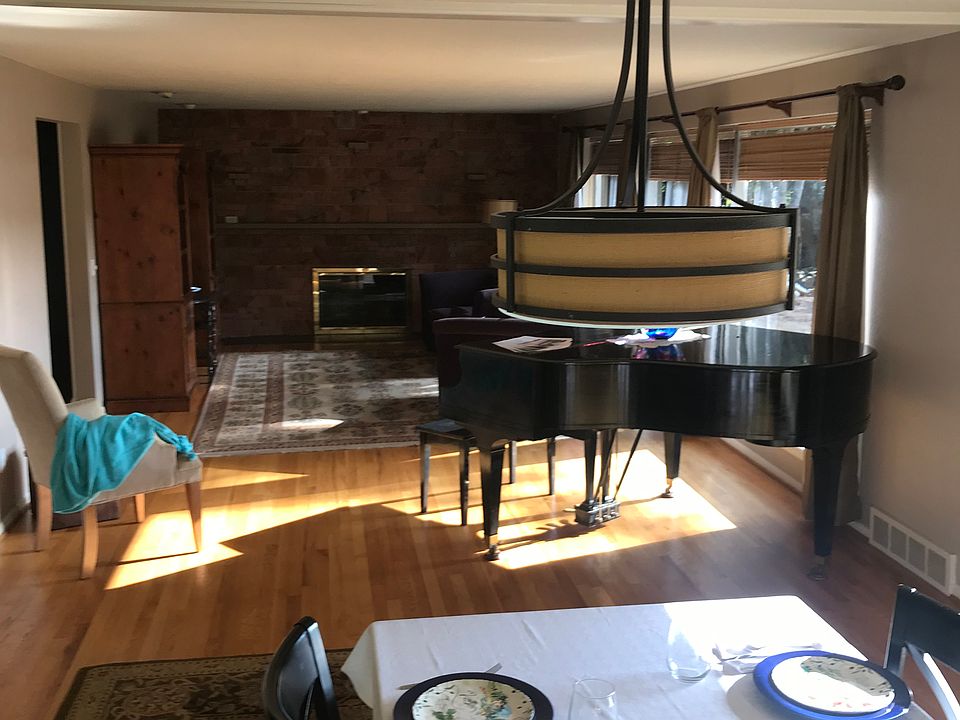 2nd image of 16722 39th Ave NE