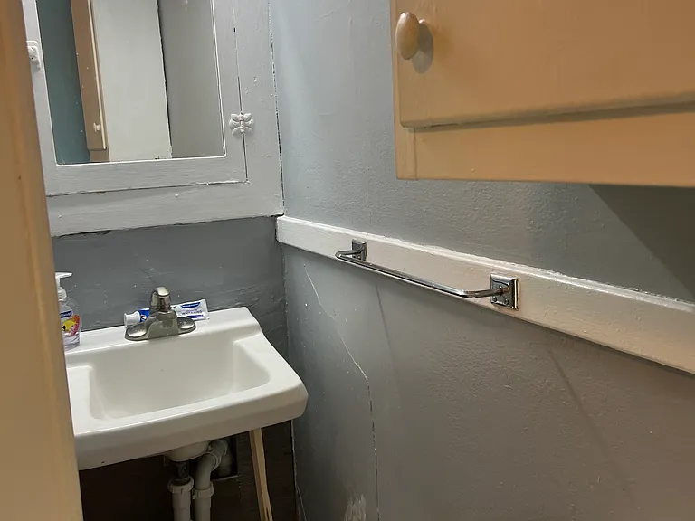 2038 Sherman Ave #2 — Photo 10