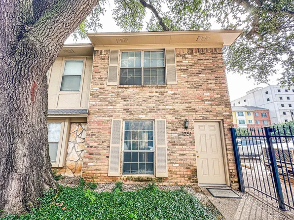1351 S 11th St, Waco, TX 76706